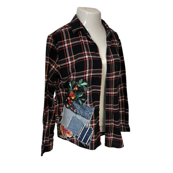 Upcycled Flannel Shirt Womens Large Lips Shacket Grunge Rock Concert Art - Picture 4 of 16